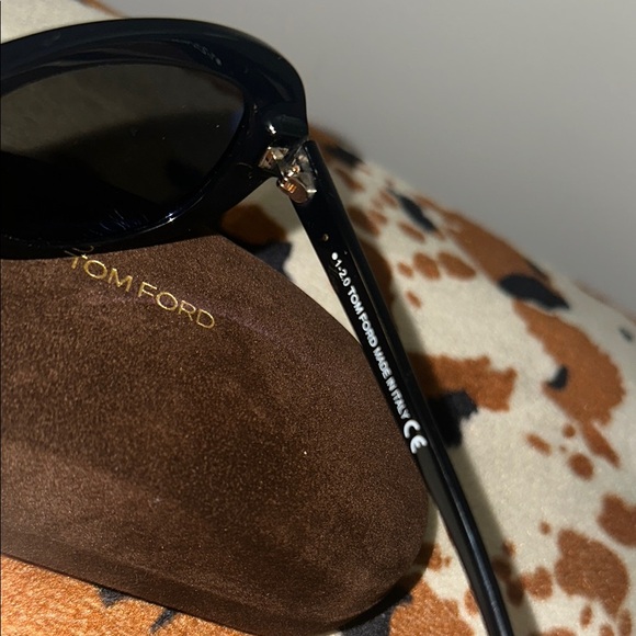Tom Ford Elodie TF819 sunglasses - Picture 3 of 7
